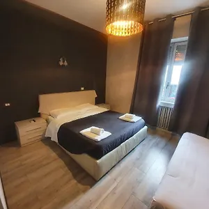 2* Guest house Sira House